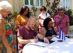 cnpc-y-museo-hemingway-pfeiffer-firman-memorando-de-entendimiento-para-futuras-colaboraciones-academicas