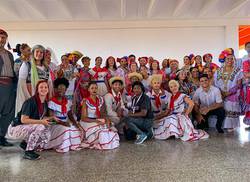 danzapuentes-esparce-su-luz-en-quisicuaba-fotos