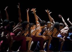 en-fotos-acosta-danza-repasa-su-evolucion