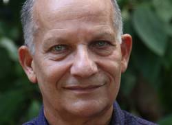 encuentro-con-arturo-arango-en-programa-cultural-libro-a-la-carta