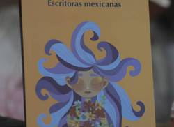 cantaro-de-voces-una-antologia-cargada-de-revelaciones-y-anhelos-de-mujeres