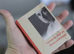 los-amores-de-rosa-luxemburgo-en-un-libro-de-bolsillo