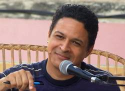 conceden-premio-de-periodismo-cultural-jose-antonio-fernandez-de-castro-2021-al-periodista-santiaguero-reinaldo-cedeno