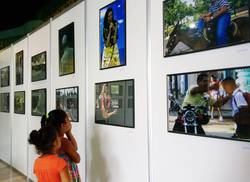 cubadebate-en-el-memorial-un-selfie-por-sus-15-anos