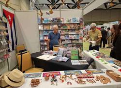 expositores-cubanos-elogian-acogida-en-feria-del-libro-de-costa-rica