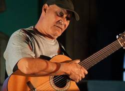 hoy-tarde-de-trova-con-vicente-feliu-en-concierto-online