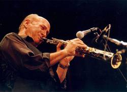 noche-de-saxo-en-la-avellaneda