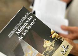presentan-titulo-de-pedro-juan-gutierrez-en-el-sabado-del-libro