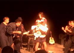 sobre-la-mesa-critica-la-virgen-que-aprendio-a-calcular