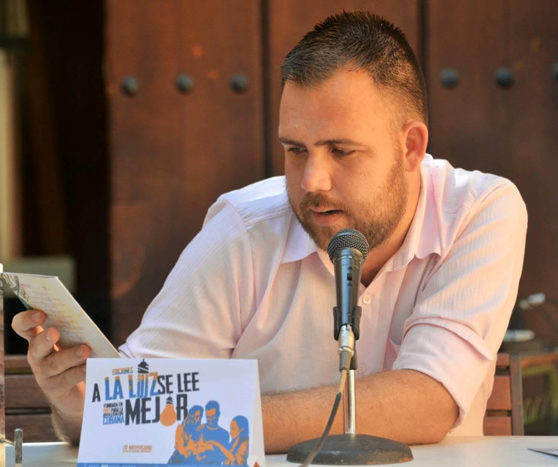 Un écrivain holguinais remporte le Prix national de poésie un-ecrivain-holguinais-remporte-le-prix-national-de-poesie