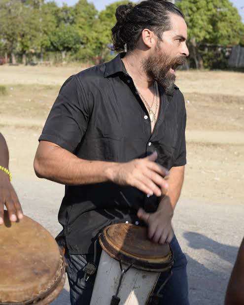 jafet-murguia-entre-la-fe-y-la-percusion