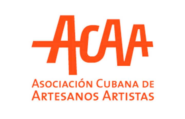 abierta-expo-de-artistas-en-pieles-en-galeria-servando-cabrera