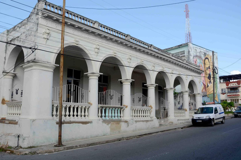 remodelan-sede-de-la-compania-de-teatro-lirico-ernesto-lecuona-fotos