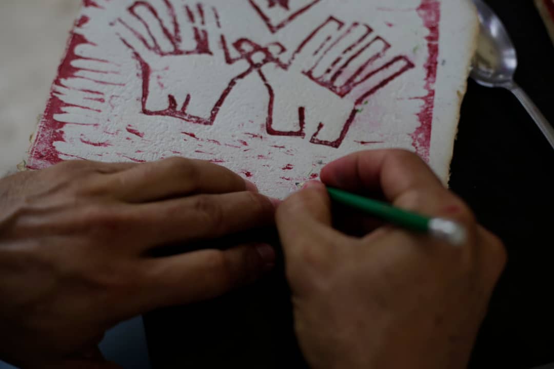 el-papel-artesanal-va-por-la-casa