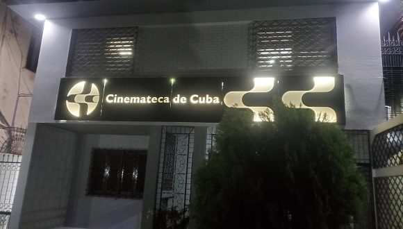 la-cinematheque-de-cuba-fete-son-61e-anniversaire