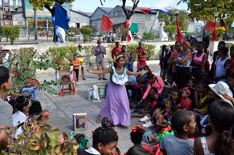 35-cruzada-teatral-guantanamo-baracoa-a-baracoa-se-van