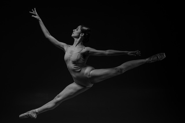 comenzo-gira-del-ballet-de-camaguey-por-europa-por-yanais-vega-bacallao