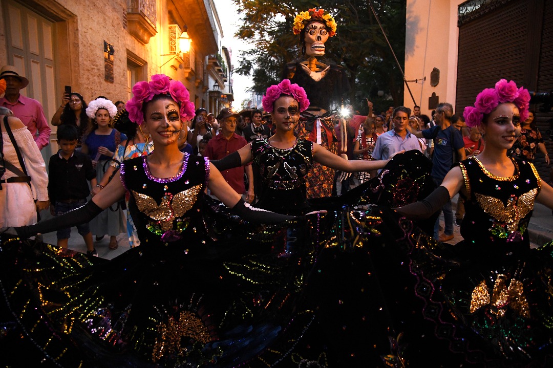 dia-de-los-muertos-tradicional-celebracion-que-llega-a-la-habana