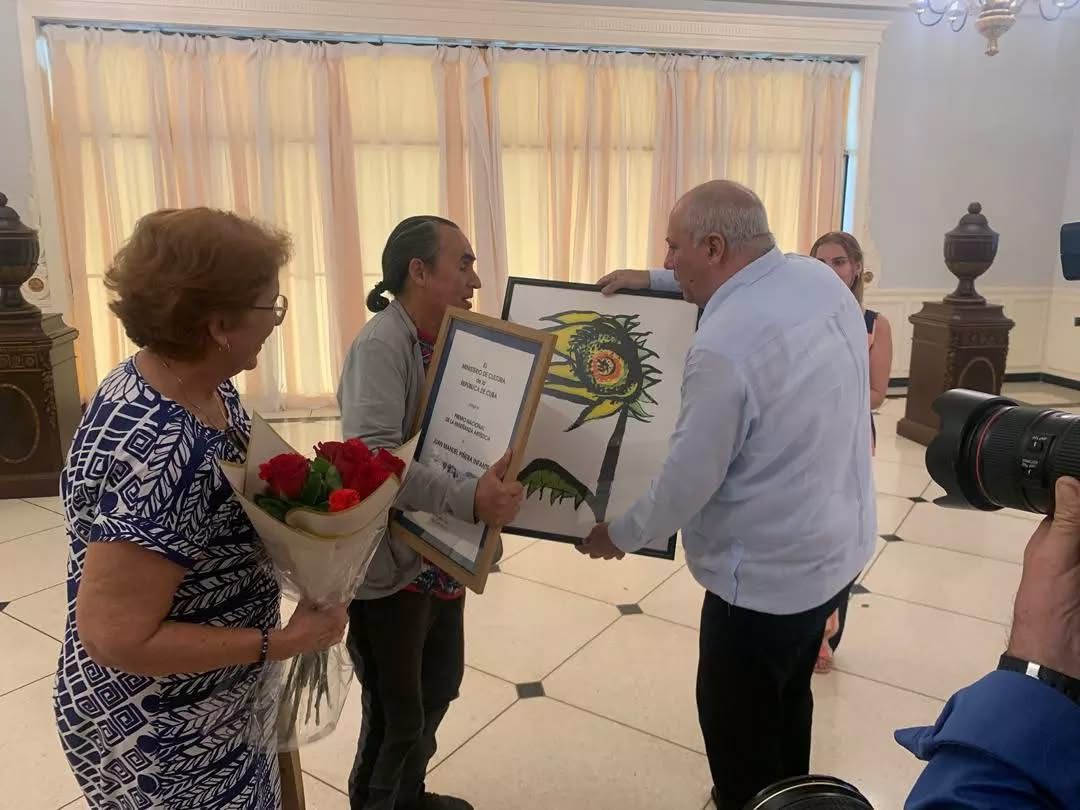 recibe-juan-pinera-premio-nacional-de-ensenanza-artistica-2025