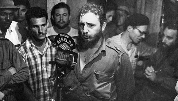 fidel-castro-debemos-ver-toda-la-radio-del-pais-como-una-gran-radio-rebelde
