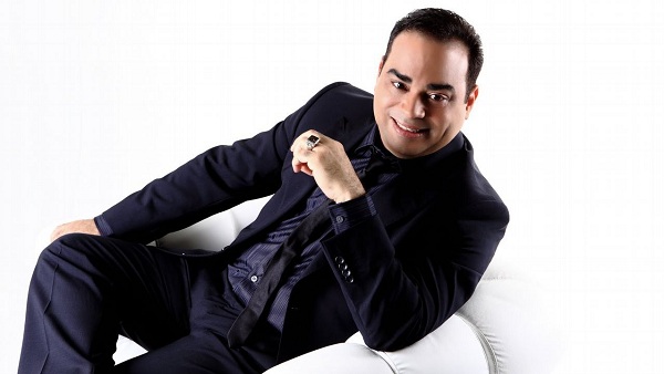 gilberto-santa-rosa-cantara-en-el-malecon-habanero