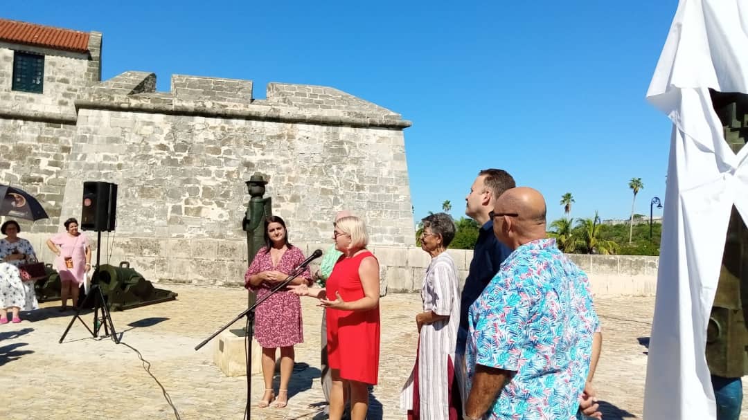 inauguraron-monumentos-en-castillo-de-la-real-fuerza-en-homenaje-al-artista-alfredo-sosabravo
