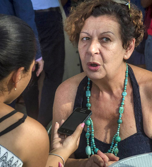 juntas-y-revueltas-entrevista-a-la-dramaturga-italiana-alina-narciso-por-taisse-del-valle-valdes