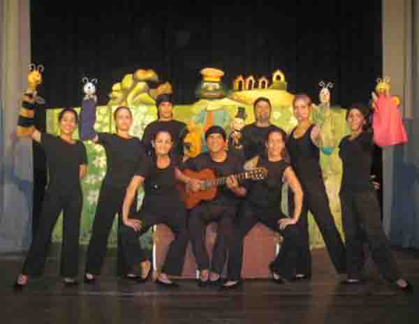 los-cuenteros-un-premio-a-la-diaria-actuacion