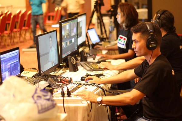 nota-informativa-sobre-conciertos-on-line-de-musicos-cubanos-junto-a-la-radio-y-la-television