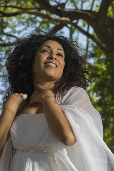 osdalgia-regresa-nuestra-diva-mas-tropical-por-elba-torres