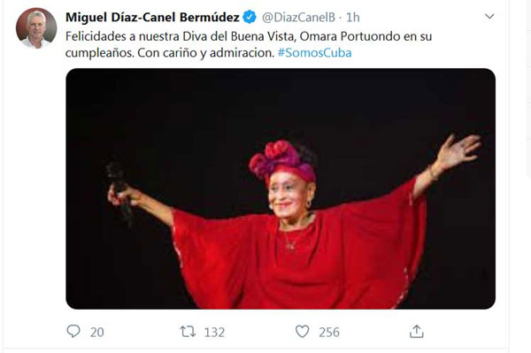 presidente-de-cuba-manifiesta-admiracion-por-cantante-omara-portuondo