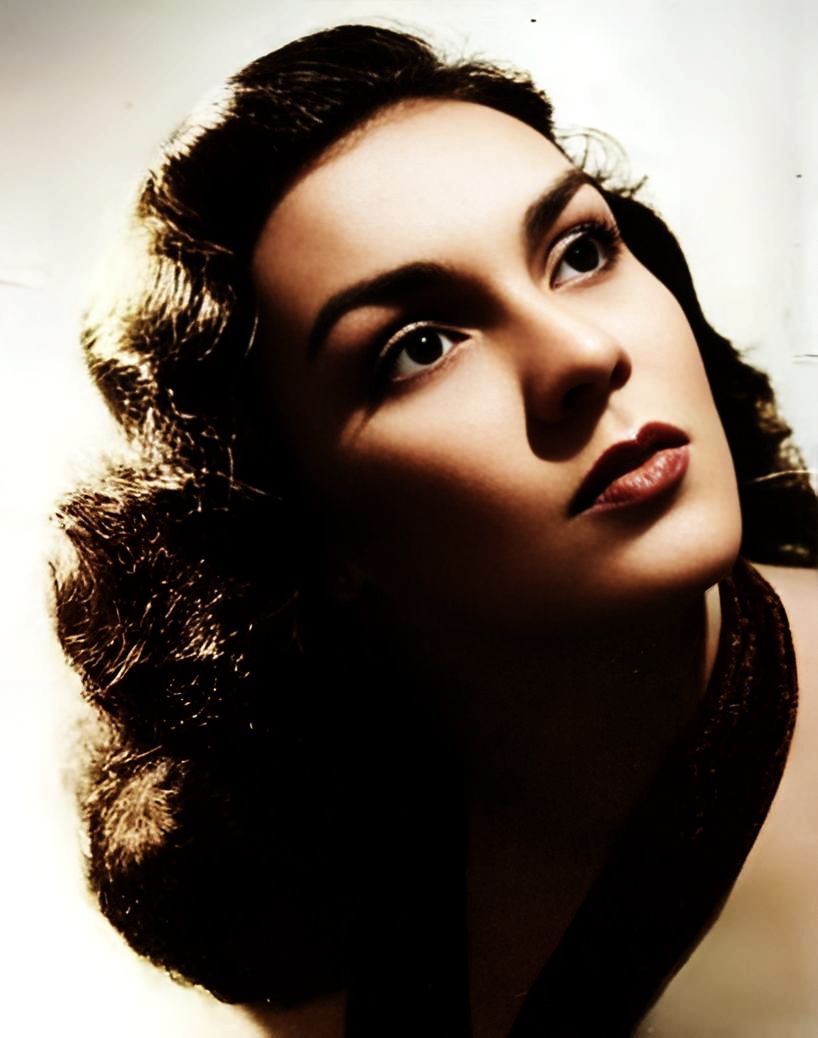 raquel-revuelta-nombre-necesario-del-teatro-en-cuba