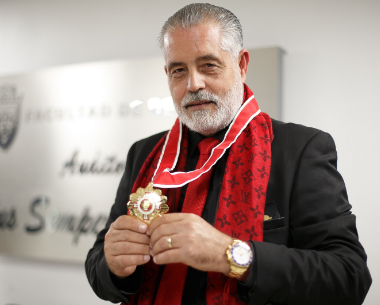 recibe-ernesto-milanes-alto-reconocimiento-en-mexico